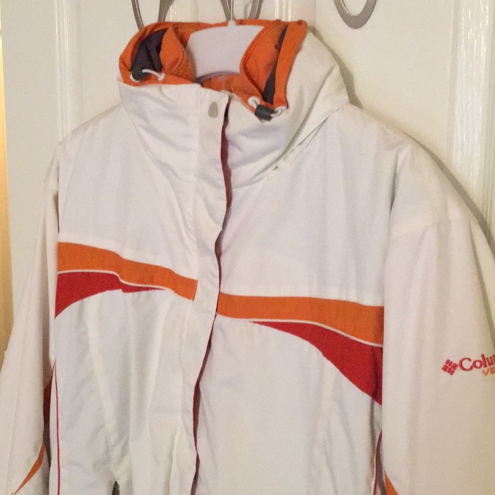 Columbia ladies ski jack. CLEAN white & orange duo